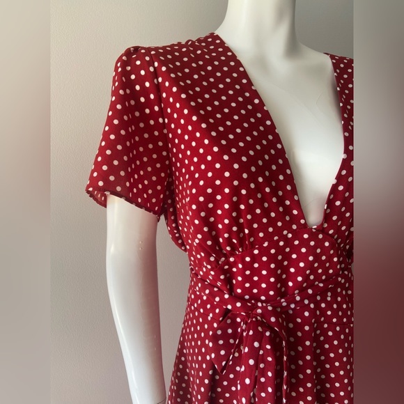 Showpo red and white polka dot dress with fabric tie  Size 20 - Picture 6 of 15